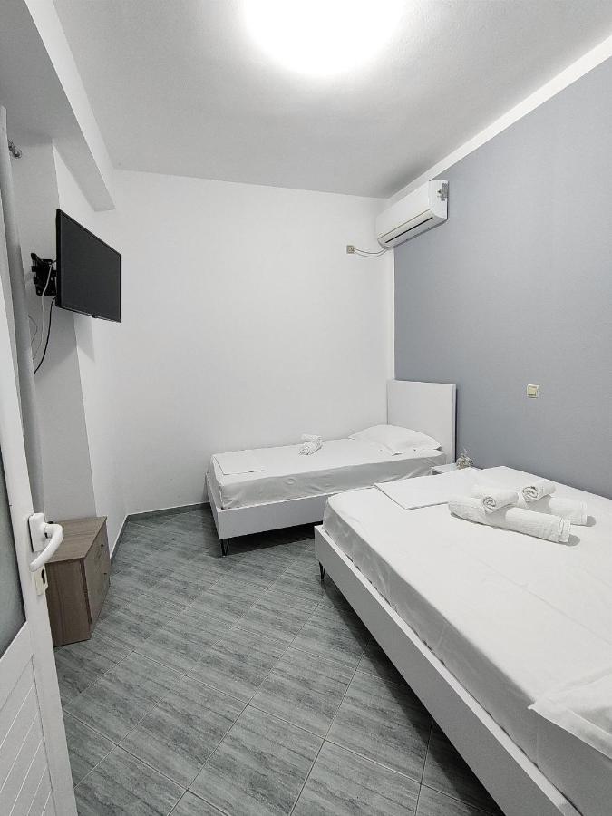 Joen Apartments Sarande Bagian luar foto