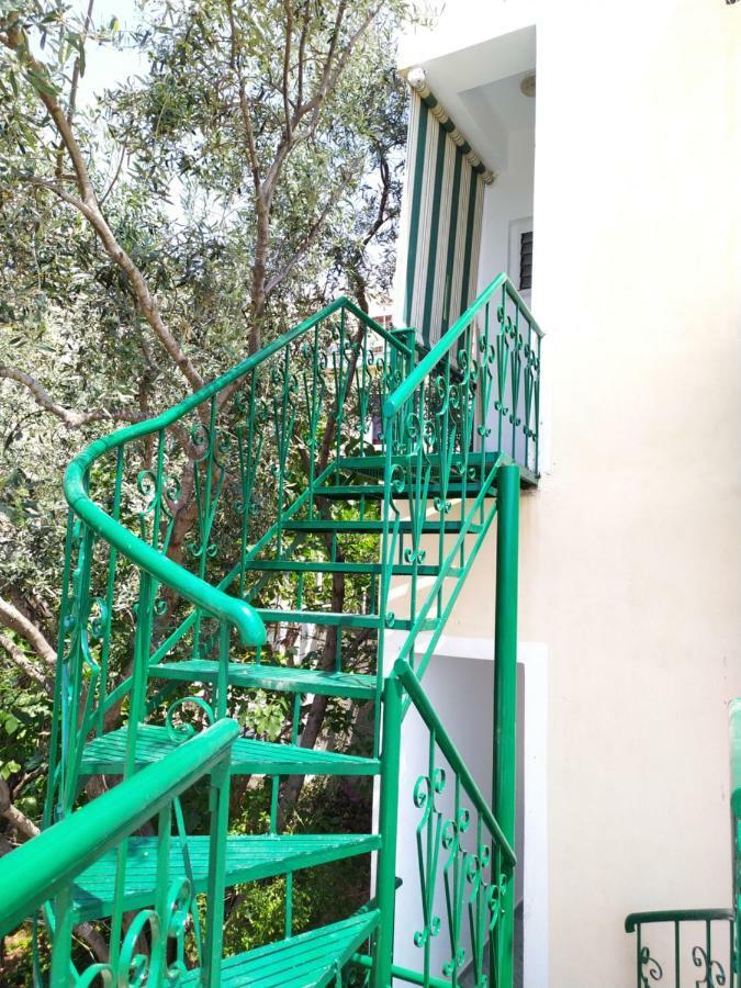 Joen Apartments Sarande Bagian luar foto